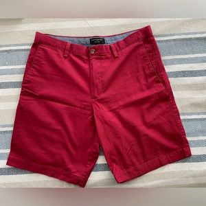 Men’s size 34 Banana Republic Aiden shorts